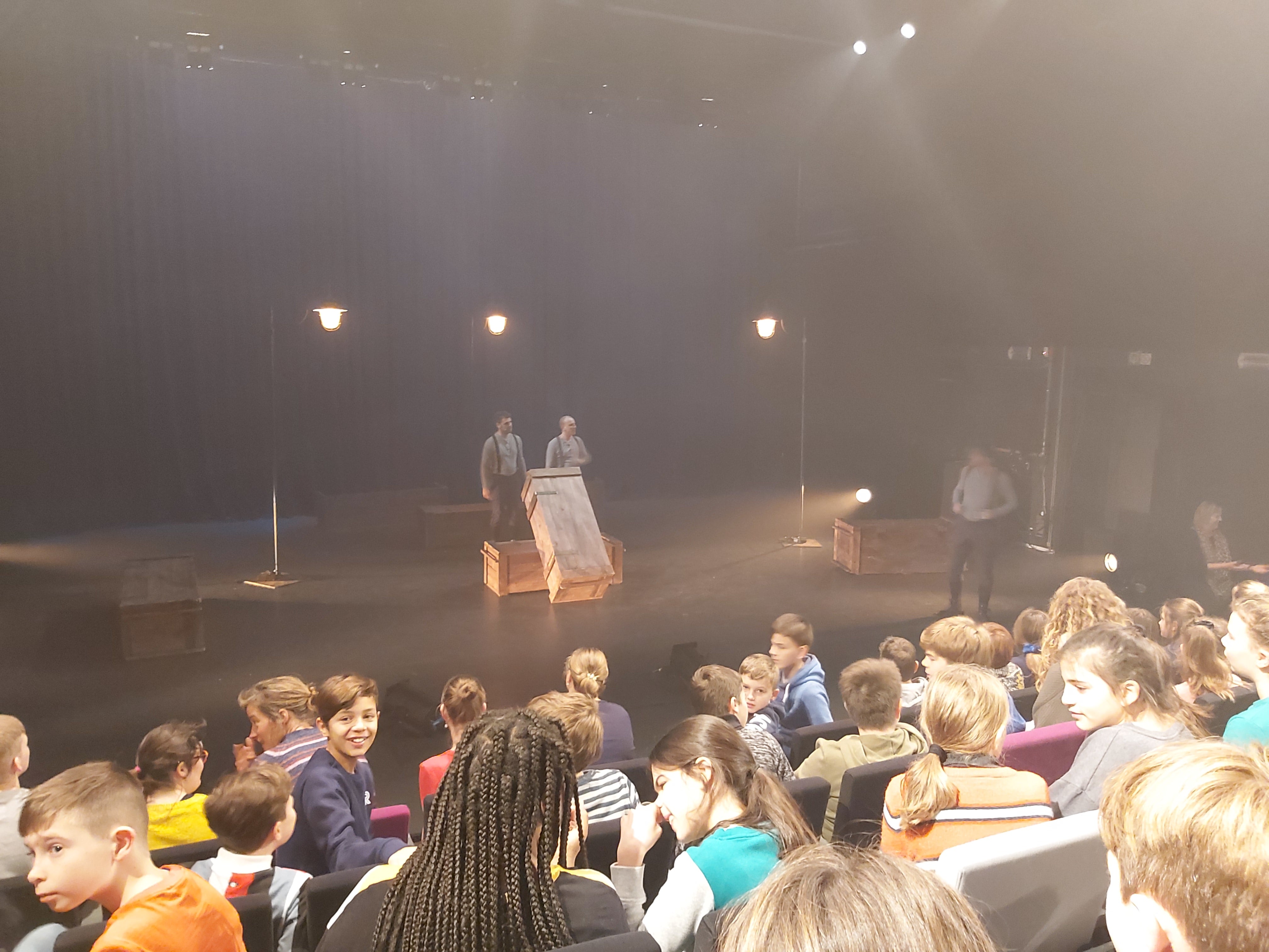 G5/6: Poppentheater Tieret