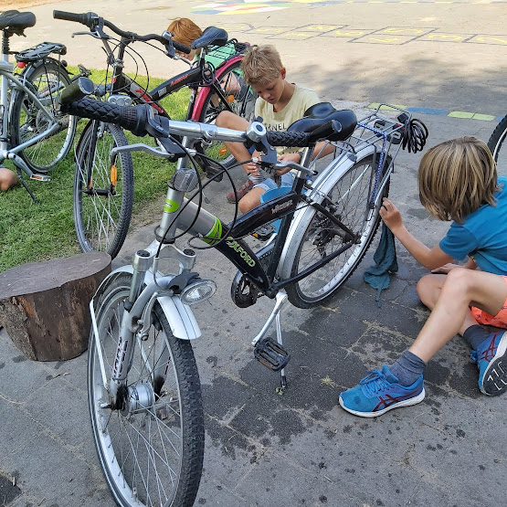 Groep 6: fietscontrole en fietswash